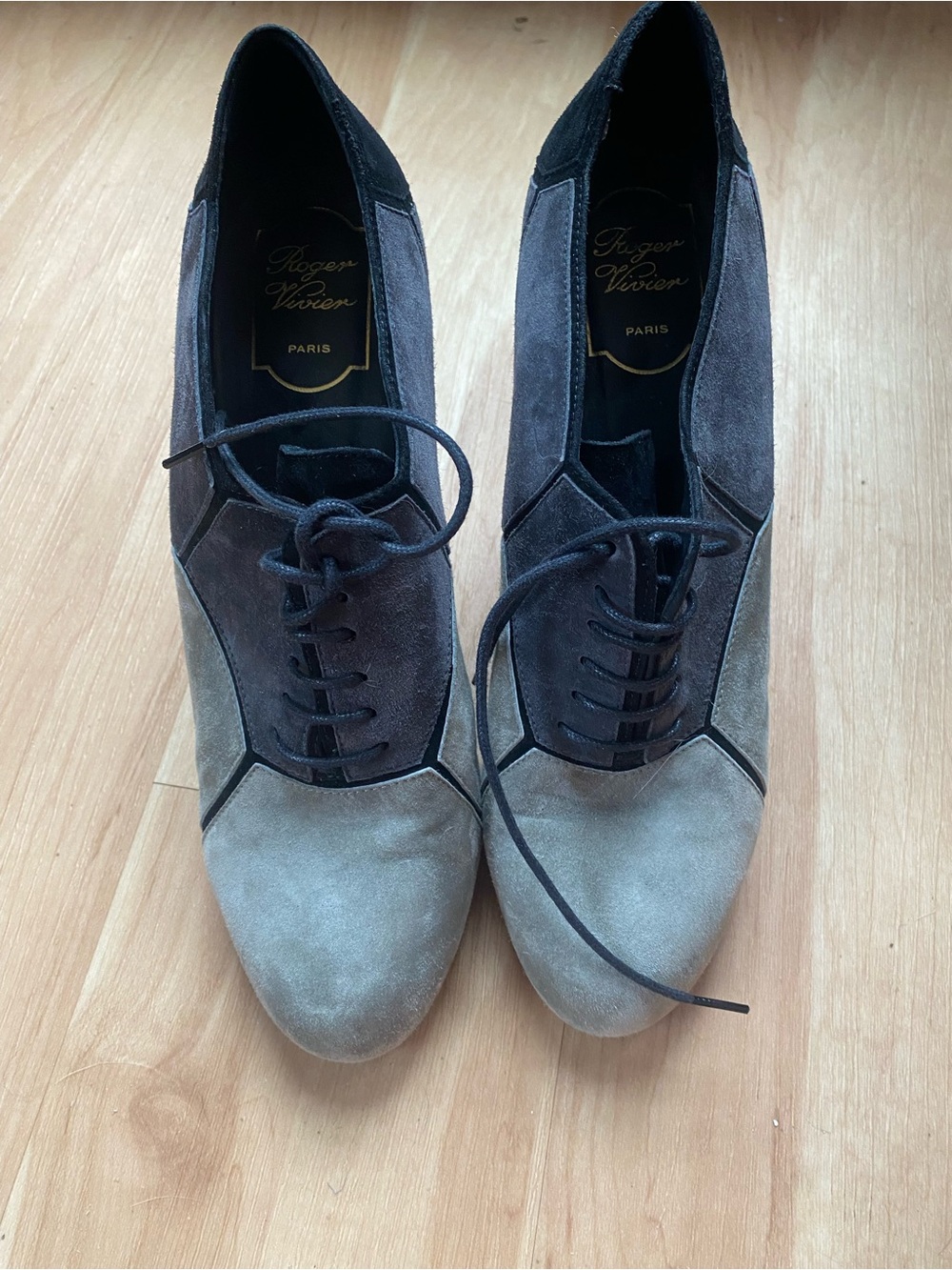 Roger Vivier Two-Tone Suede Lace-Up Heels in Gray and Black